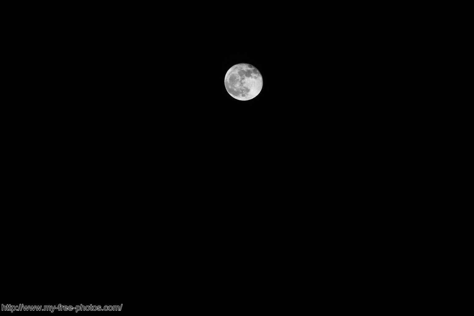 The Moon, B/W